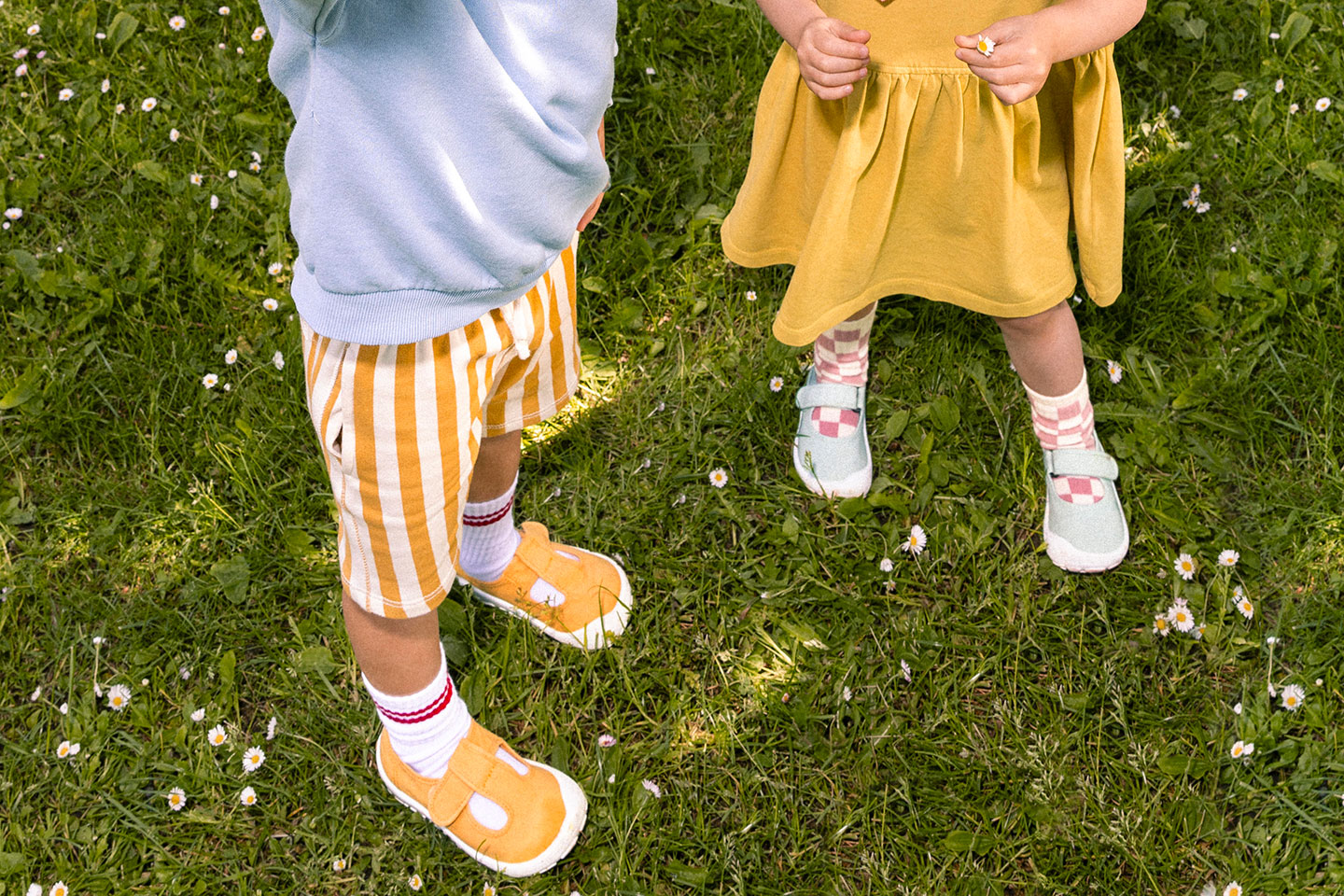Baskets en toile pour bébé : légères, confortables et parfaites pour l’été !