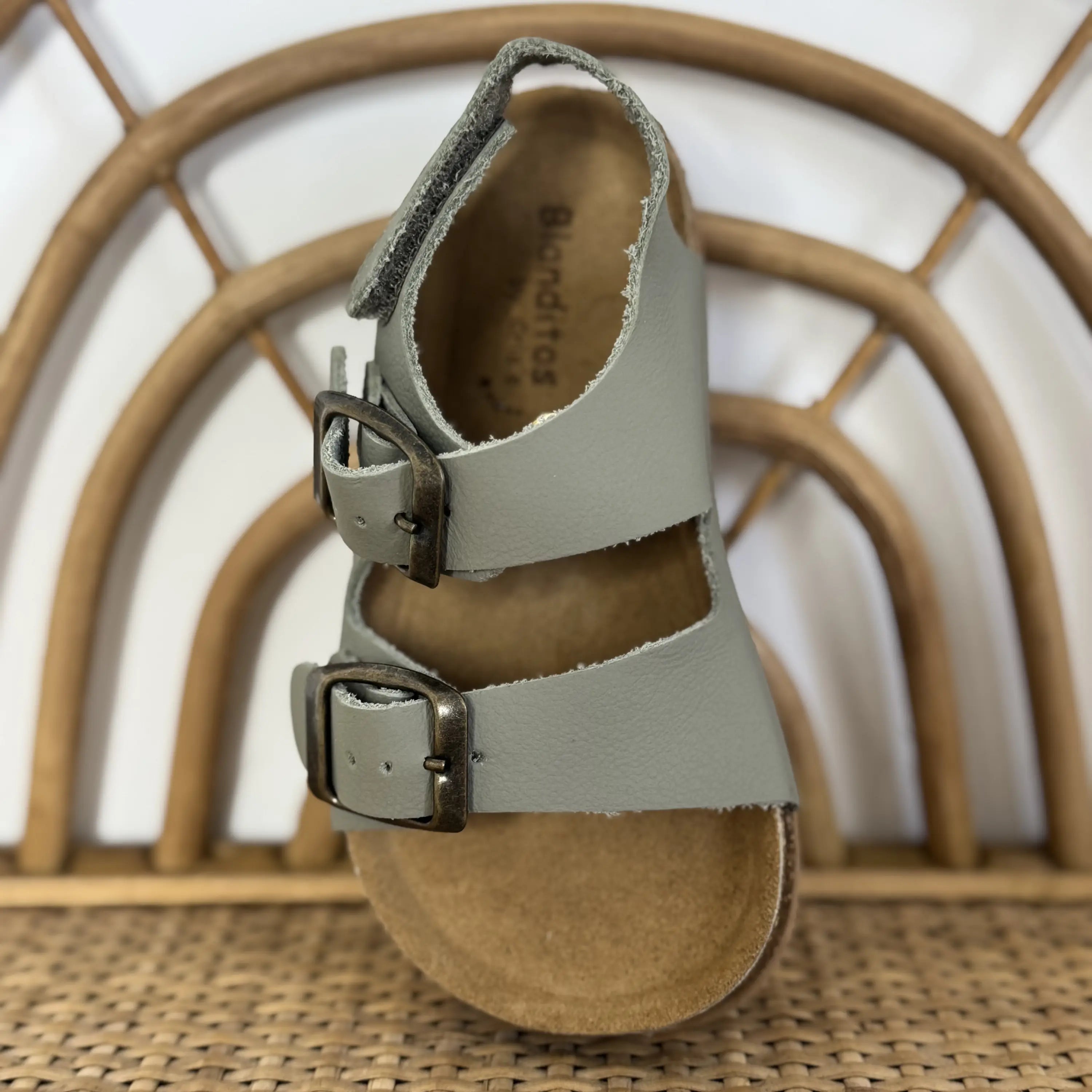 sandales ouvertes kaki barefoot blanditos