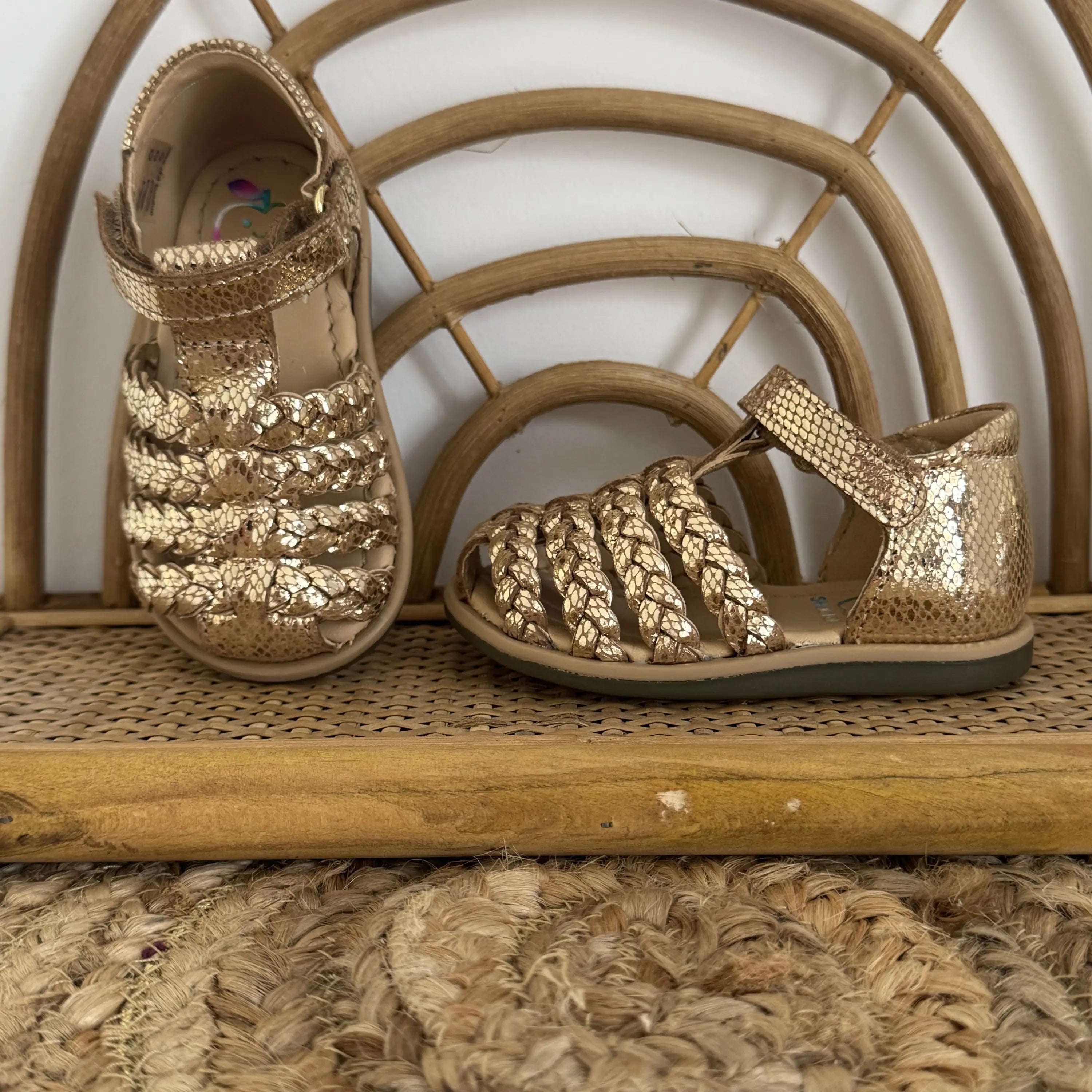 sandales fille Tity Wowo Mini Snake Gold Shoo Pom