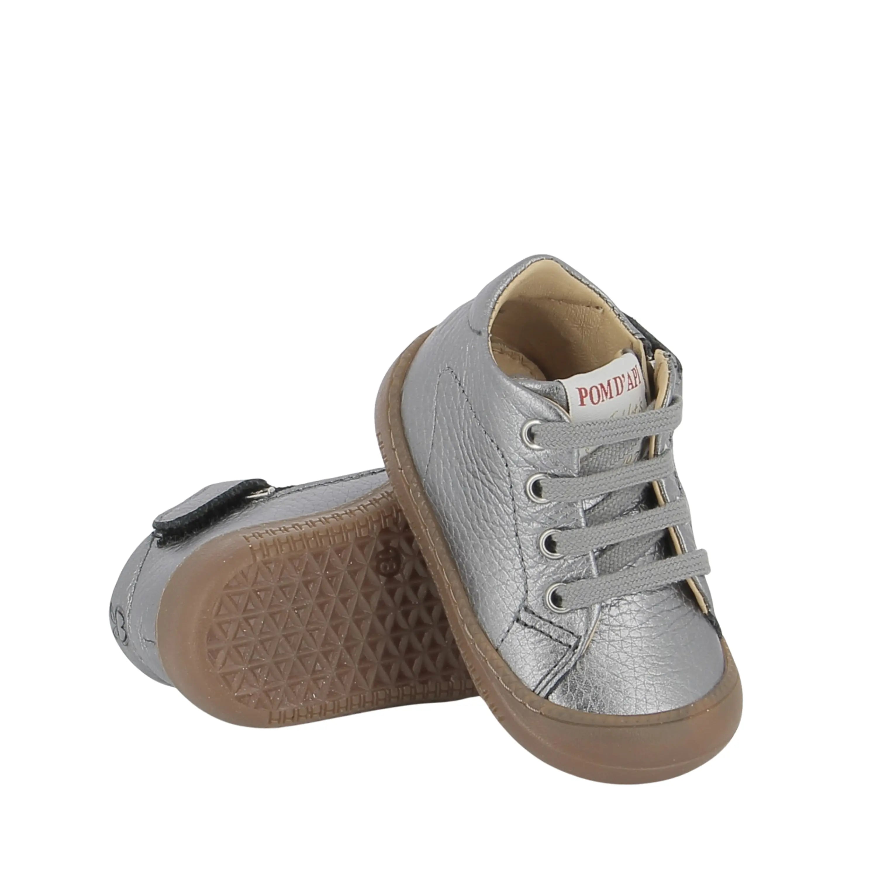 bottines enfant yaka walk laminato graine nocciola pom d'api