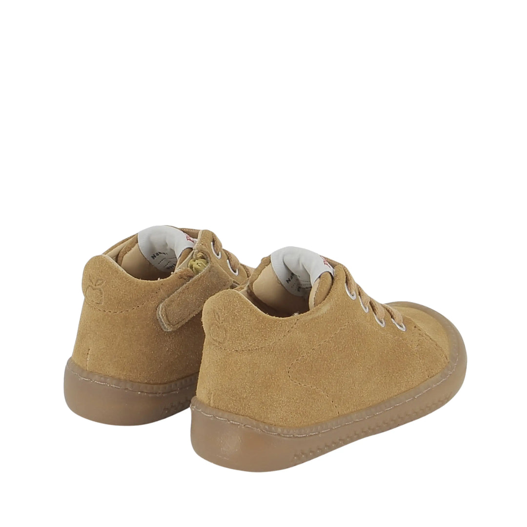 chaussures bébé yaka walk velours biscuit pom d'api